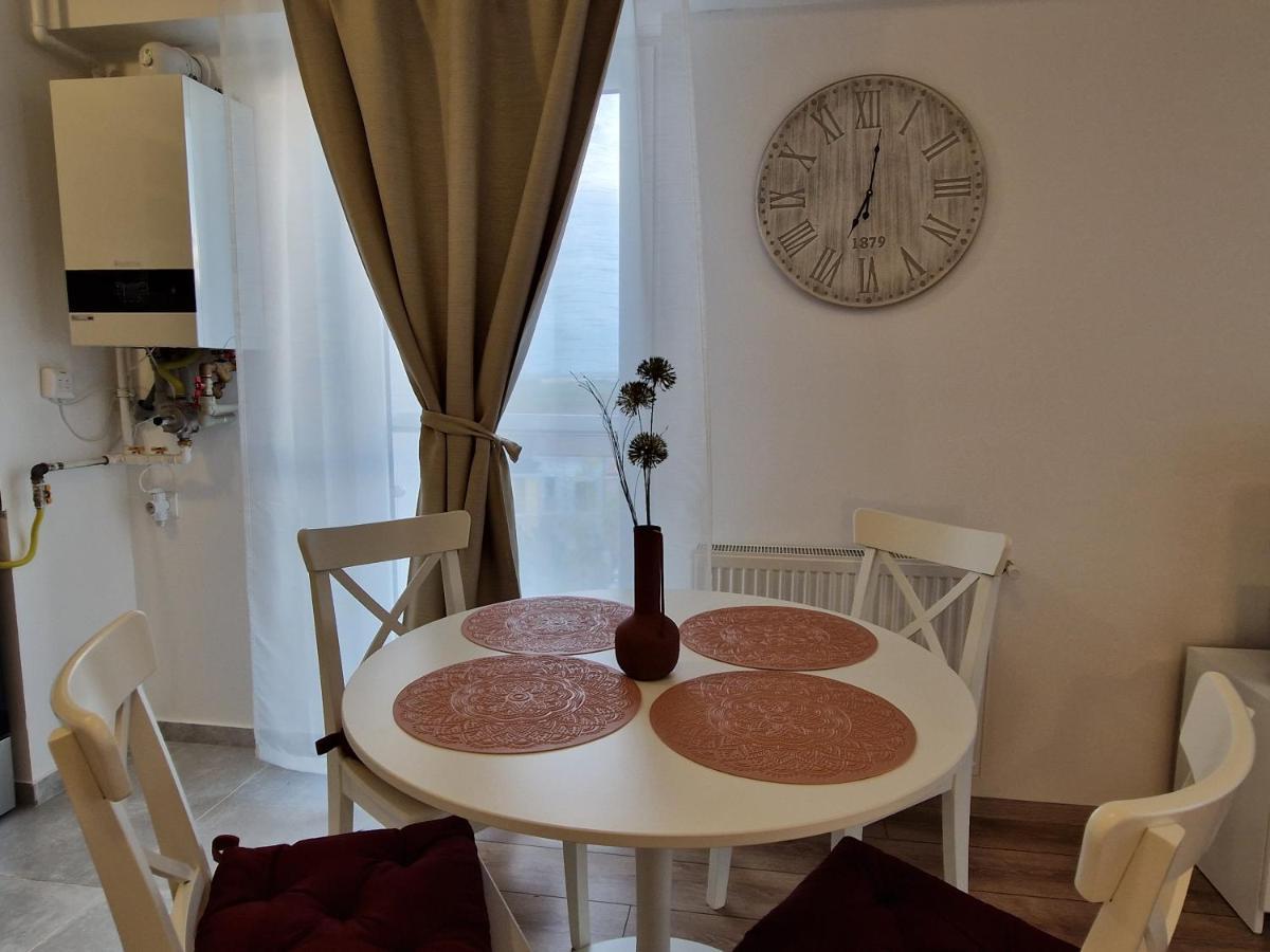 Sky Airport Residence Отопени Экстерьер фото