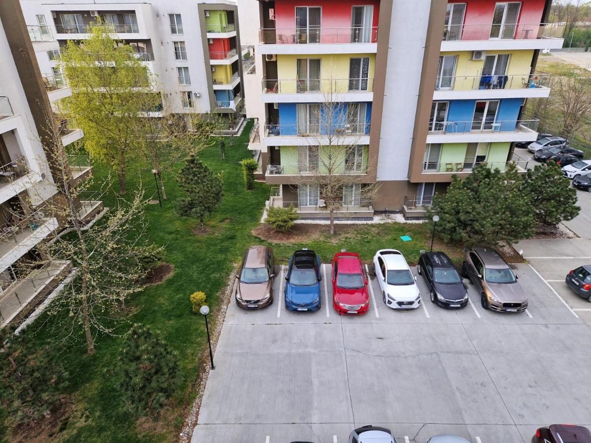 Sky Airport Residence Отопени Экстерьер фото