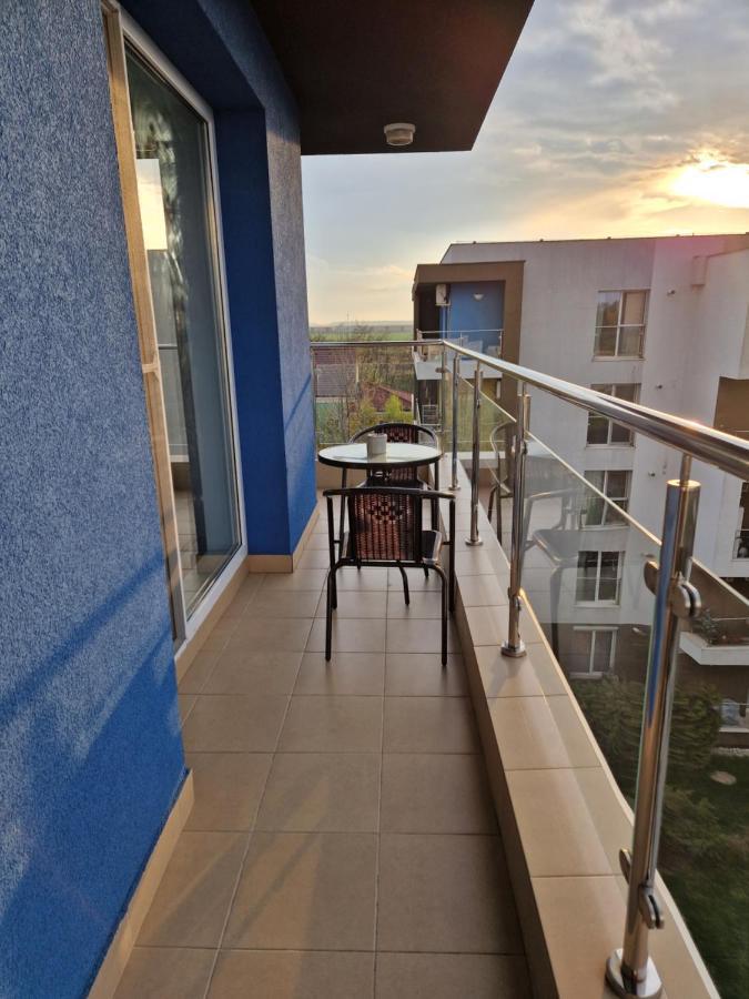 Sky Airport Residence Отопени Экстерьер фото