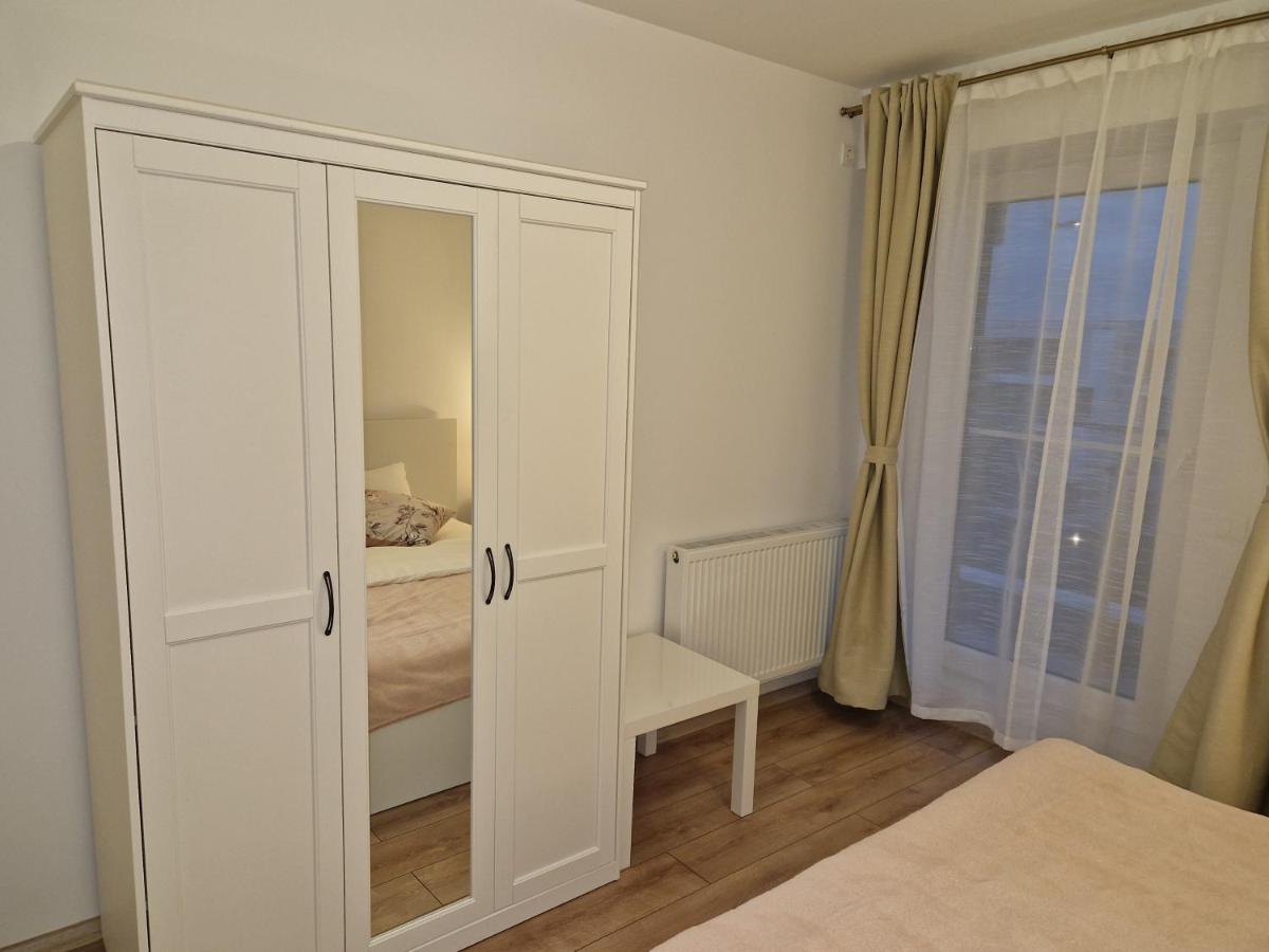Sky Airport Residence Отопени Экстерьер фото